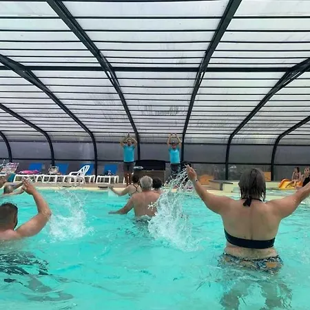 3 Etoiles - Piscine - Eeedea
