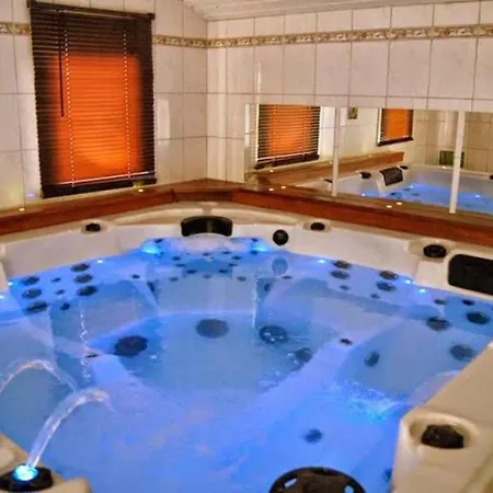Holiday home Mobilhome 3 Etoiles - Piscine - Eeedea *
